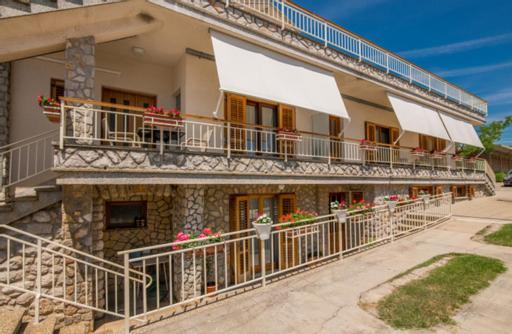 Apartment Anima Klimno Bagian luar foto